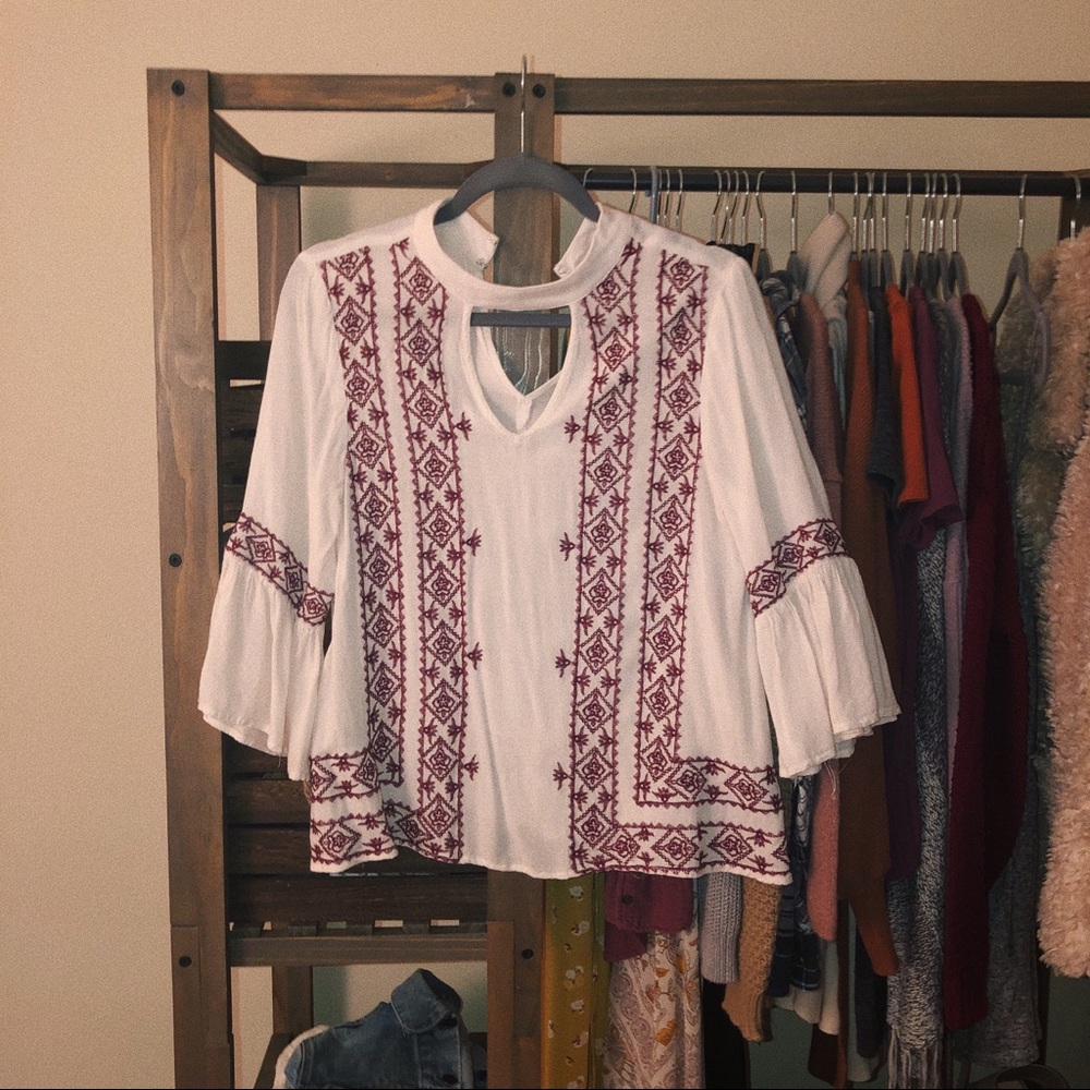 Entro Embroidered Top (S)